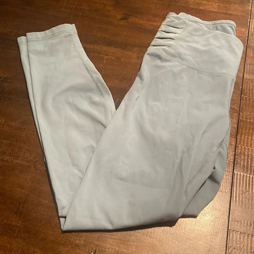 yogalicious Lux leggings Medium Yoga/Workout pants Seafoam green
